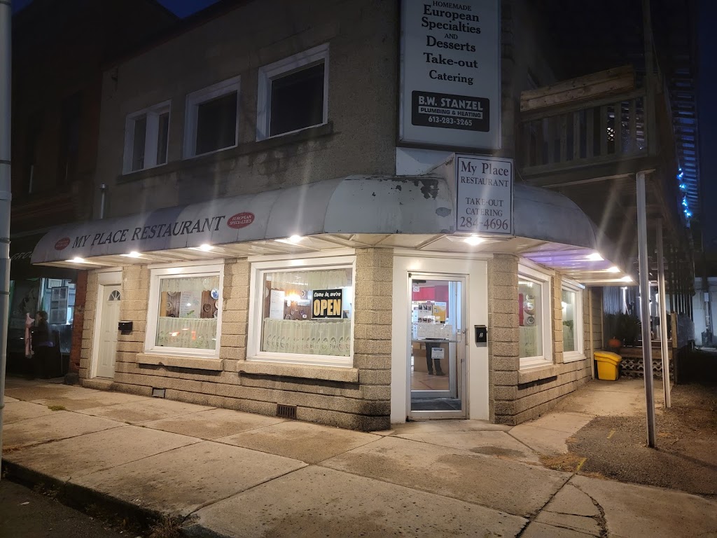 My Place Restaurant | 2 Main St W, Smiths Falls, ON K7A 1M6, Canada | Phone: (613) 284-4696