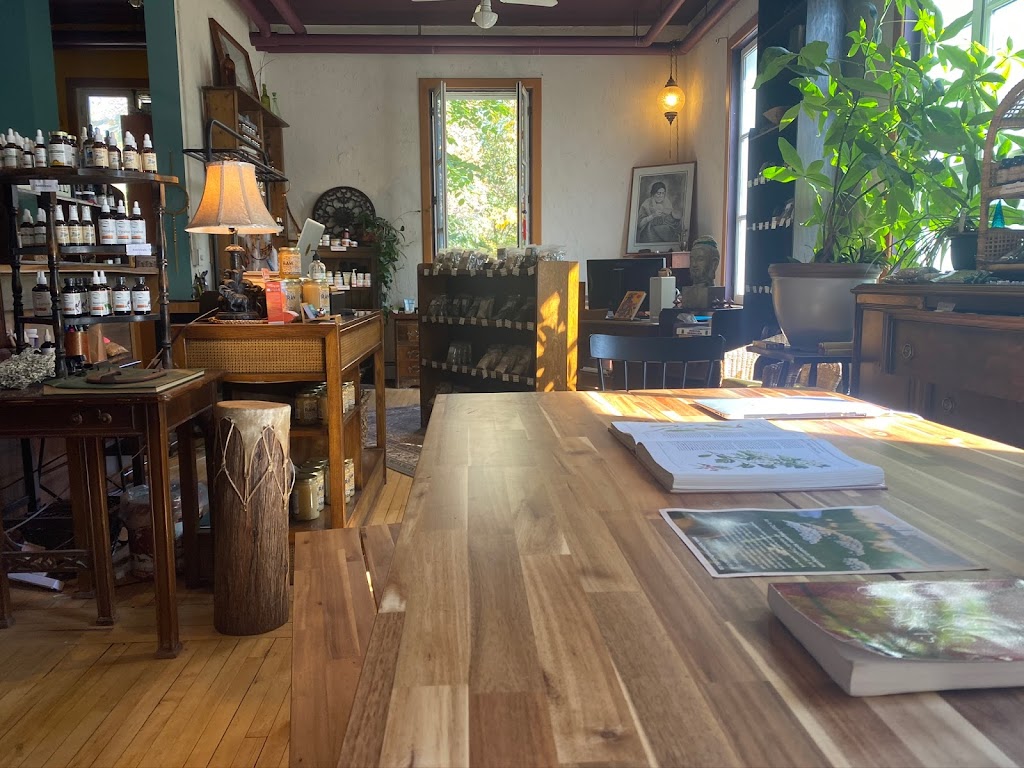 Hollow Reed School of Healing Arts | 100 Rue des Ruines du Monastere, Winnipeg, MB R3V 1B9, Canada | Phone: (204) 786-0820