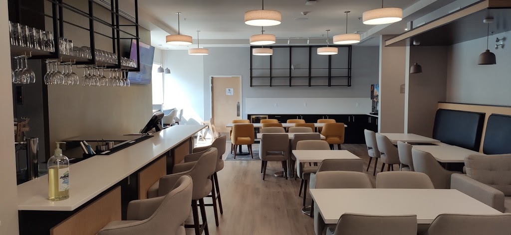Microtel Inn & Suites by Wyndham Kelowna | 365 Mills Rd, Kelowna, BC V1X 4G9, Canada | Phone: (778) 484-0102
