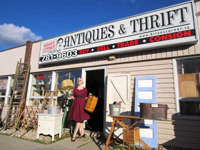 BRIANS CORNER ANTIQUES & THRIFT | home goods store | 867 Wall St, Winnipeg, MB R3G 0J8, Canada | 2047819603 OR +1 204-781-9603