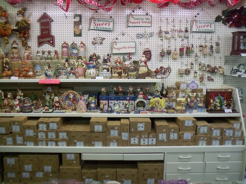 Karlas Christmas Shoppe | 500 Riverside Dr, Clayton, NY 13624, USA | Phone: (315) 686-1906