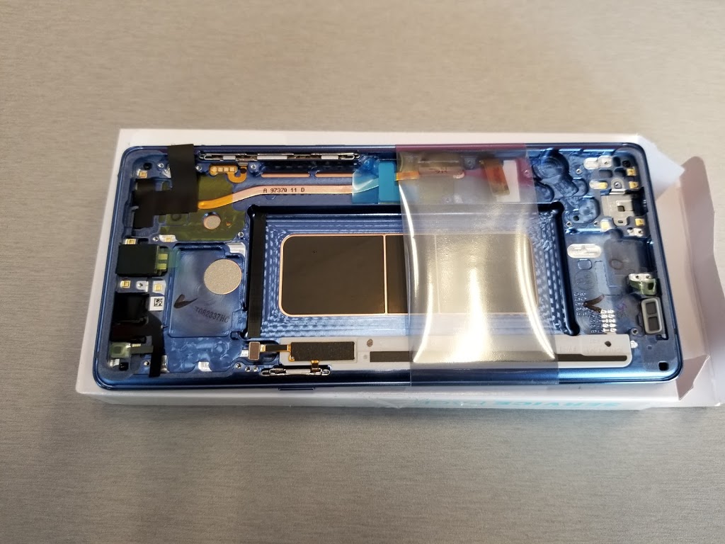 uBreakiFix cell phone repairs | 1048 Marine Dr, North Vancouver, BC V7P 1S5, Canada | Phone: (604) 674-4349