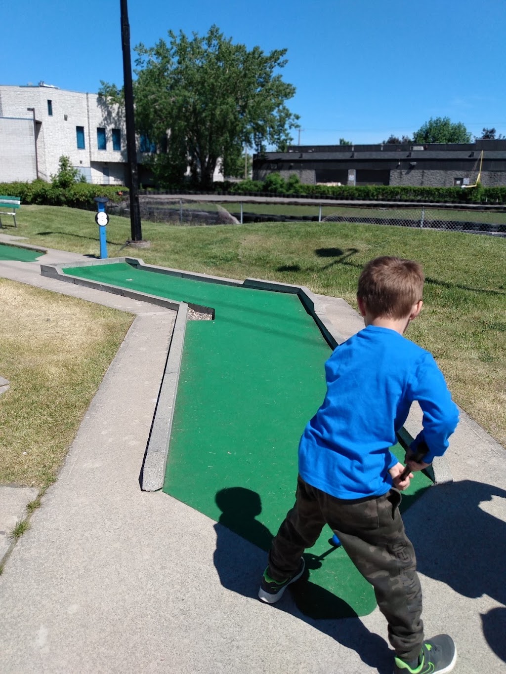 Parc dAmusement Anjou Enr | 7500 Boul Henri-Bourassa E, Montréal, QC H1E 1P2, Canada | Phone: (514) 881-1915