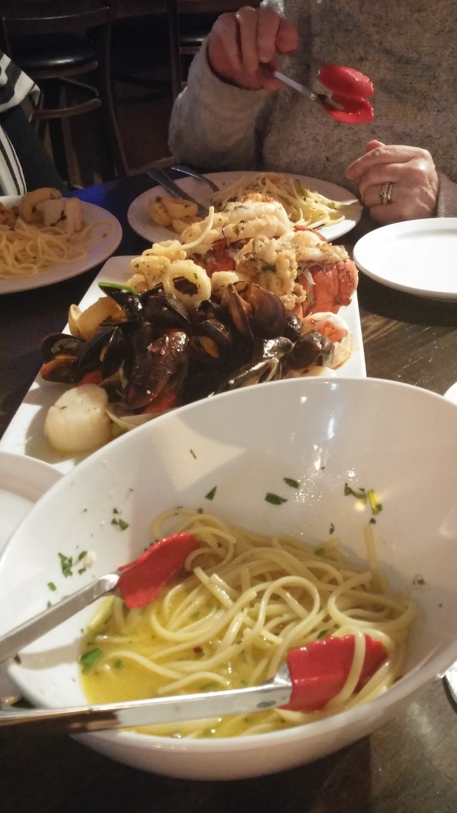 Trattoria la strada | 19 Rue Turgeon, Sainte-Thérèse, QC J7E 3H3, Canada | Phone: (450) 420-3305