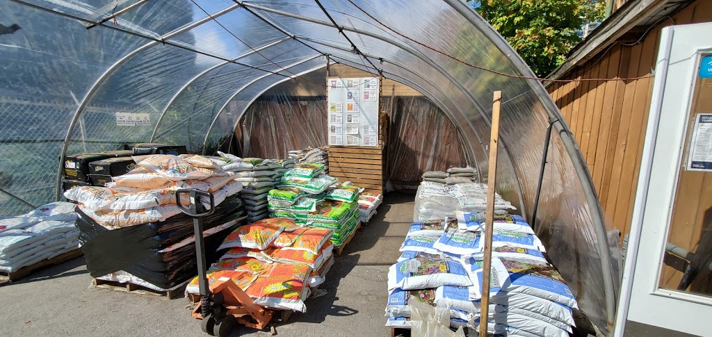 Dÿkhof Nurseries | 460 Mountain Hwy, North Vancouver, BC V7J 2L2, Canada | Phone: (604) 985-1914