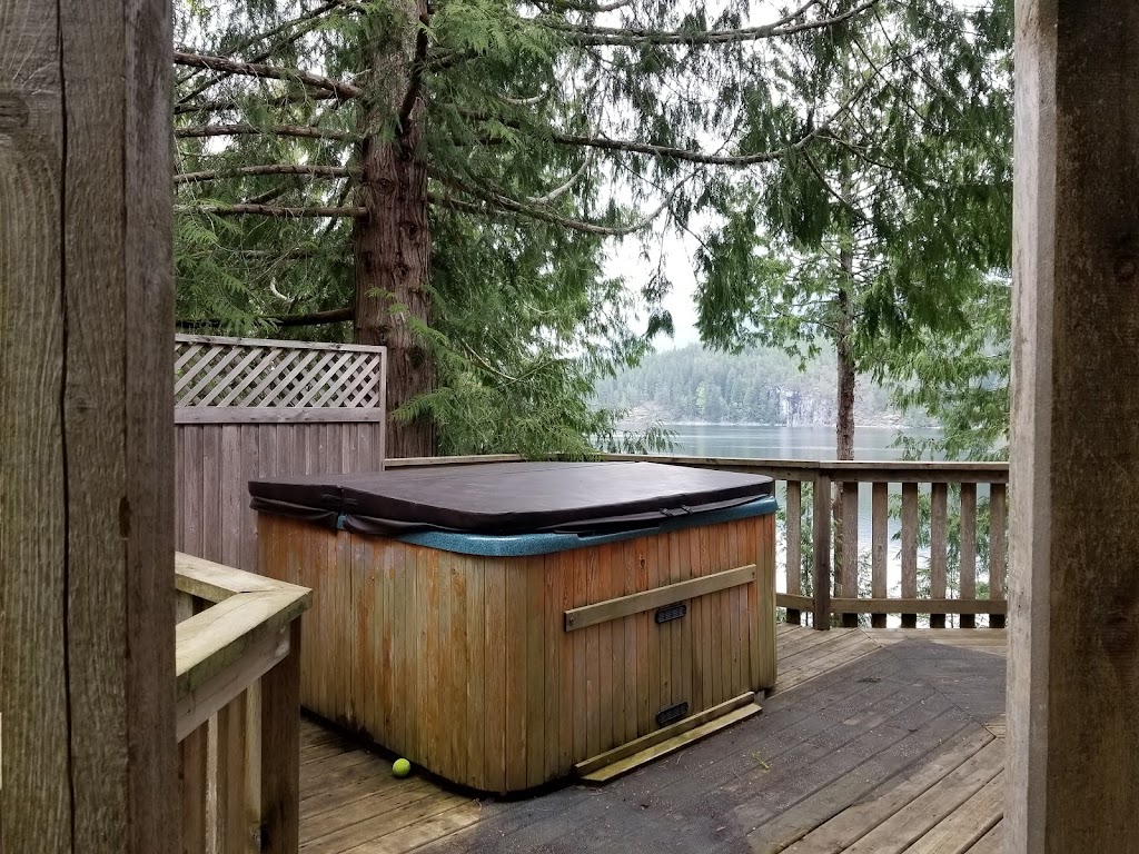 Desolation Sound Resort | 2694 Dawson Rd, Powell River, BC V8A 0G3, Canada | Phone: (604) 483-3592