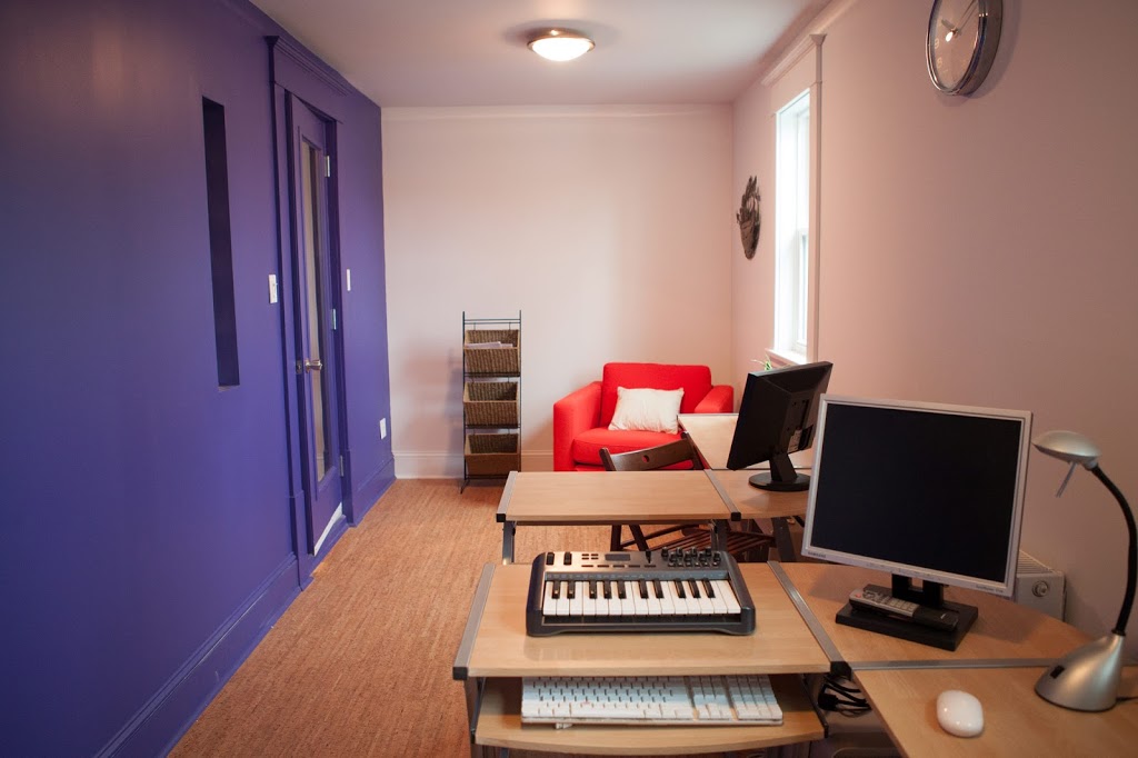 Village Sound | 5821 Russell St, Halifax, NS B3K 1X5, Canada | Phone: (902) 446-0245