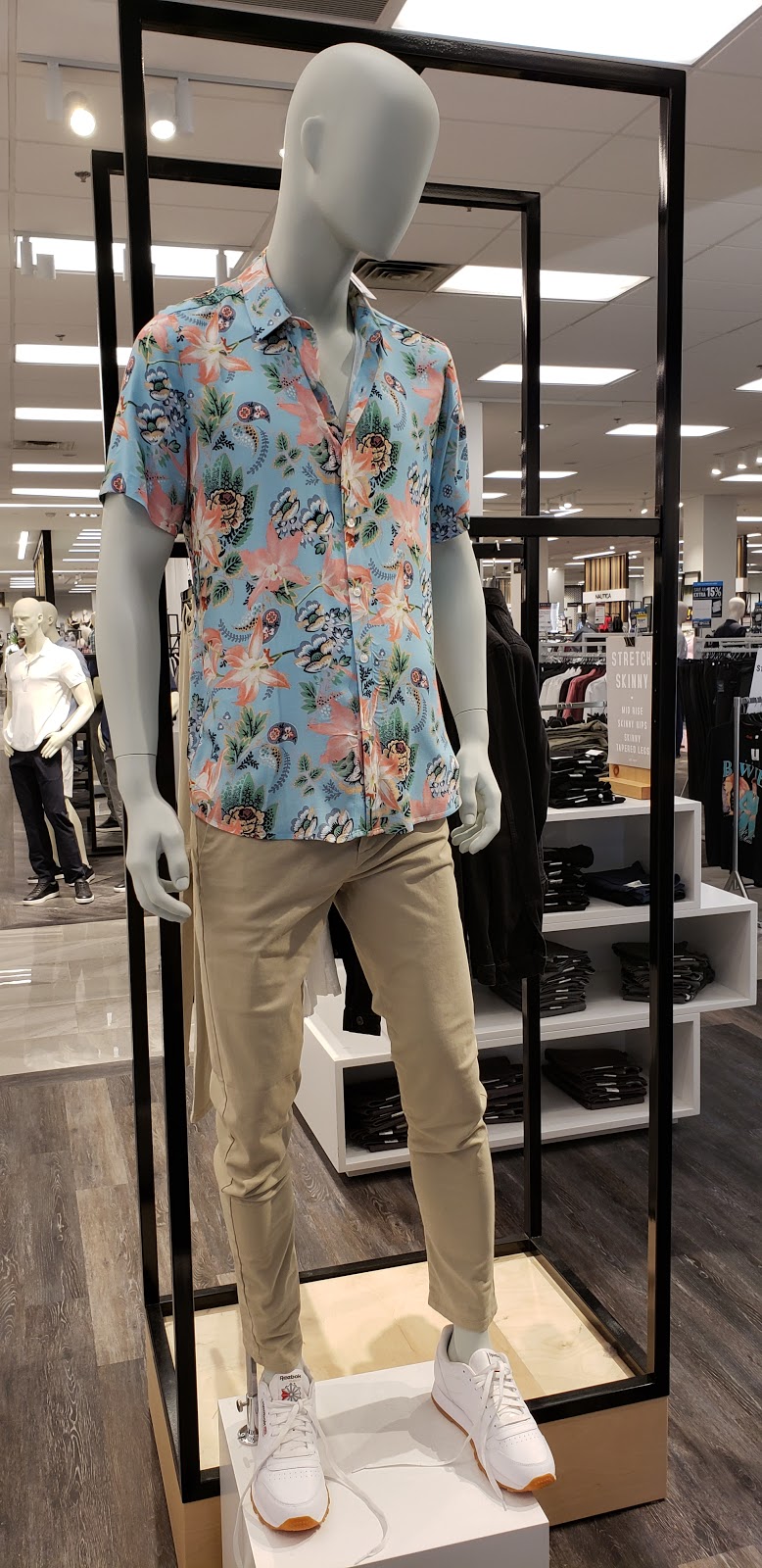 Topman | 240 Leighland Ave, Oakville, ON L6H 3H6, Canada | Phone: (905) 842-4811