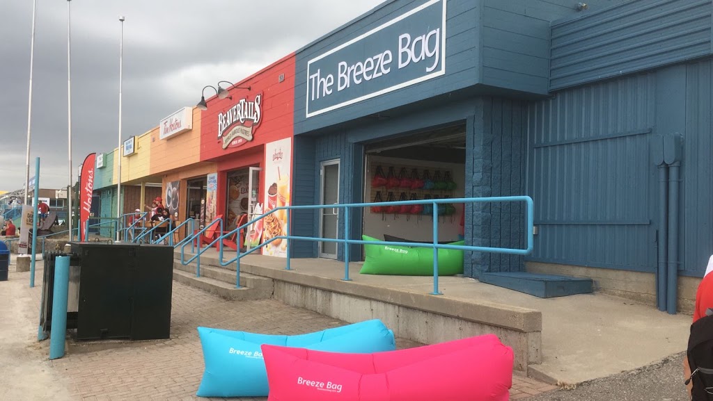The Breeze Bag | 93 Beach Dr, Wasaga Beach, ON L9Z 2K2, Canada | Phone: (905) 327-9955
