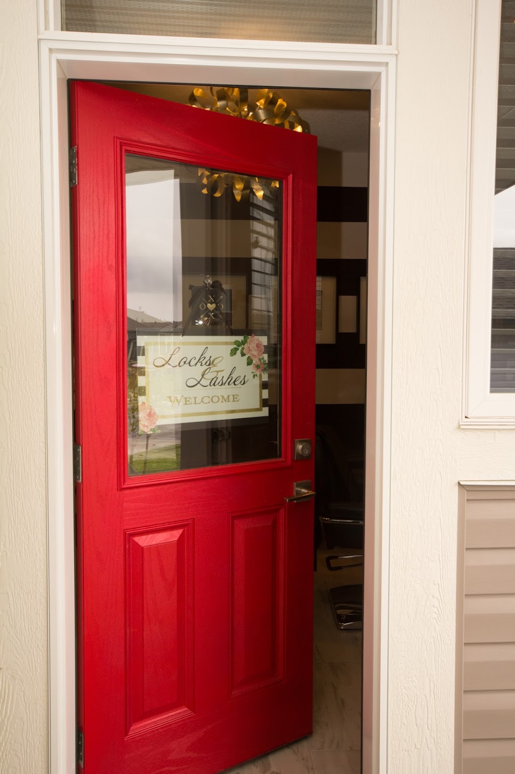 Locks & Lashes by Kym | 150 Sheep River Cove, Okotoks, AB T1S 0M7, Canada | Phone: (403) 969-5212