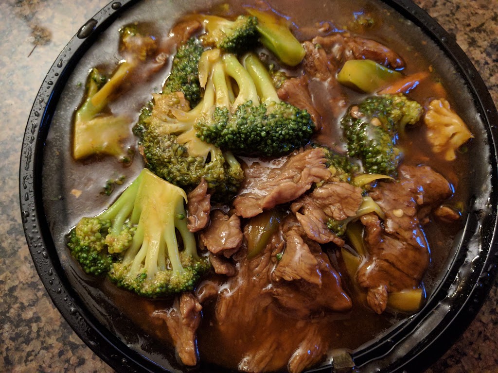 Eddies Wok N Roll | 6400 Millcreek Dr #6, Mississauga, ON L5N 3E7, Canada | Phone: (905) 542-8613