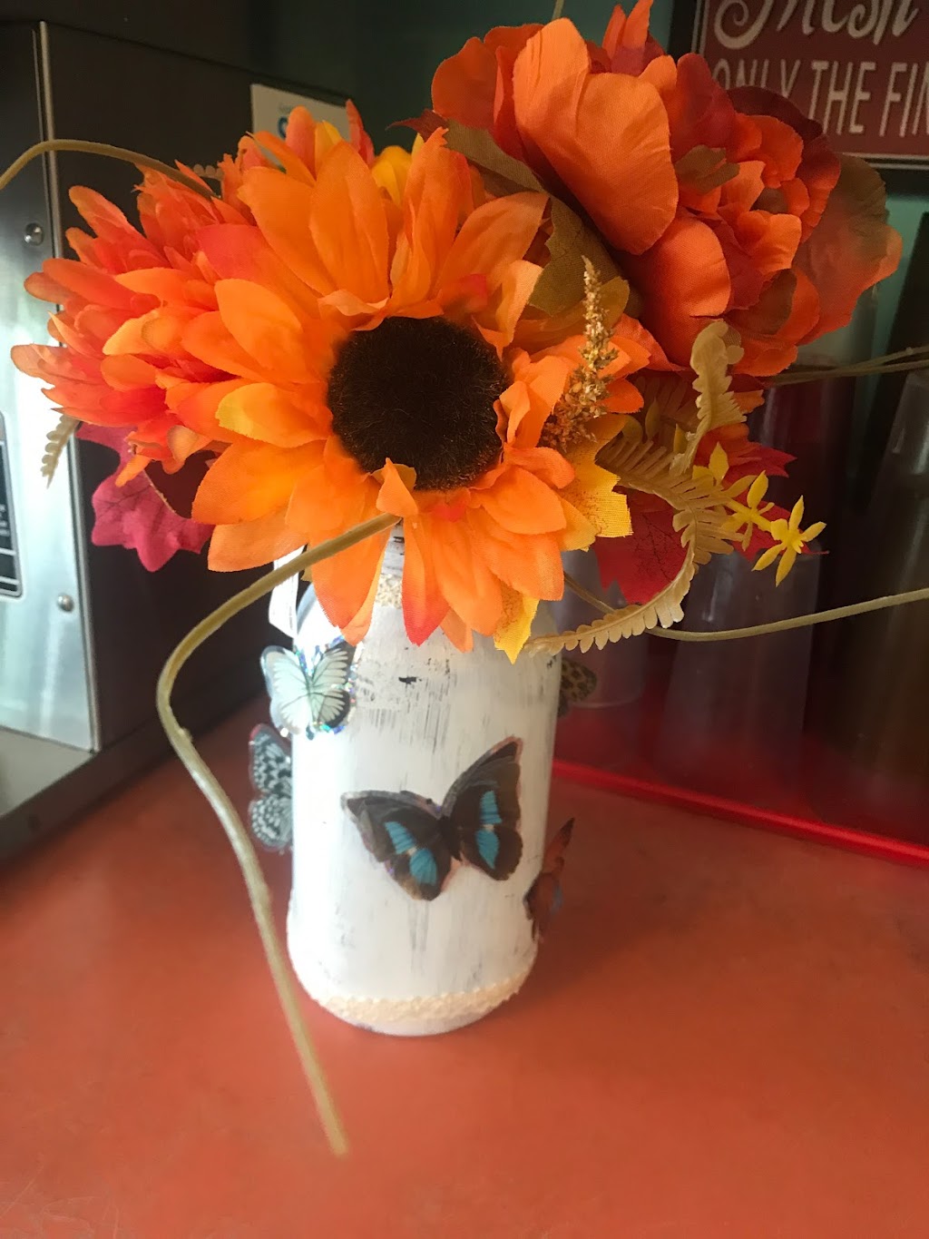Austin Cafe and Grill | Manitoba Ave, Austin, MB R0H 0C0, Canada | Phone: (204) 637-3330