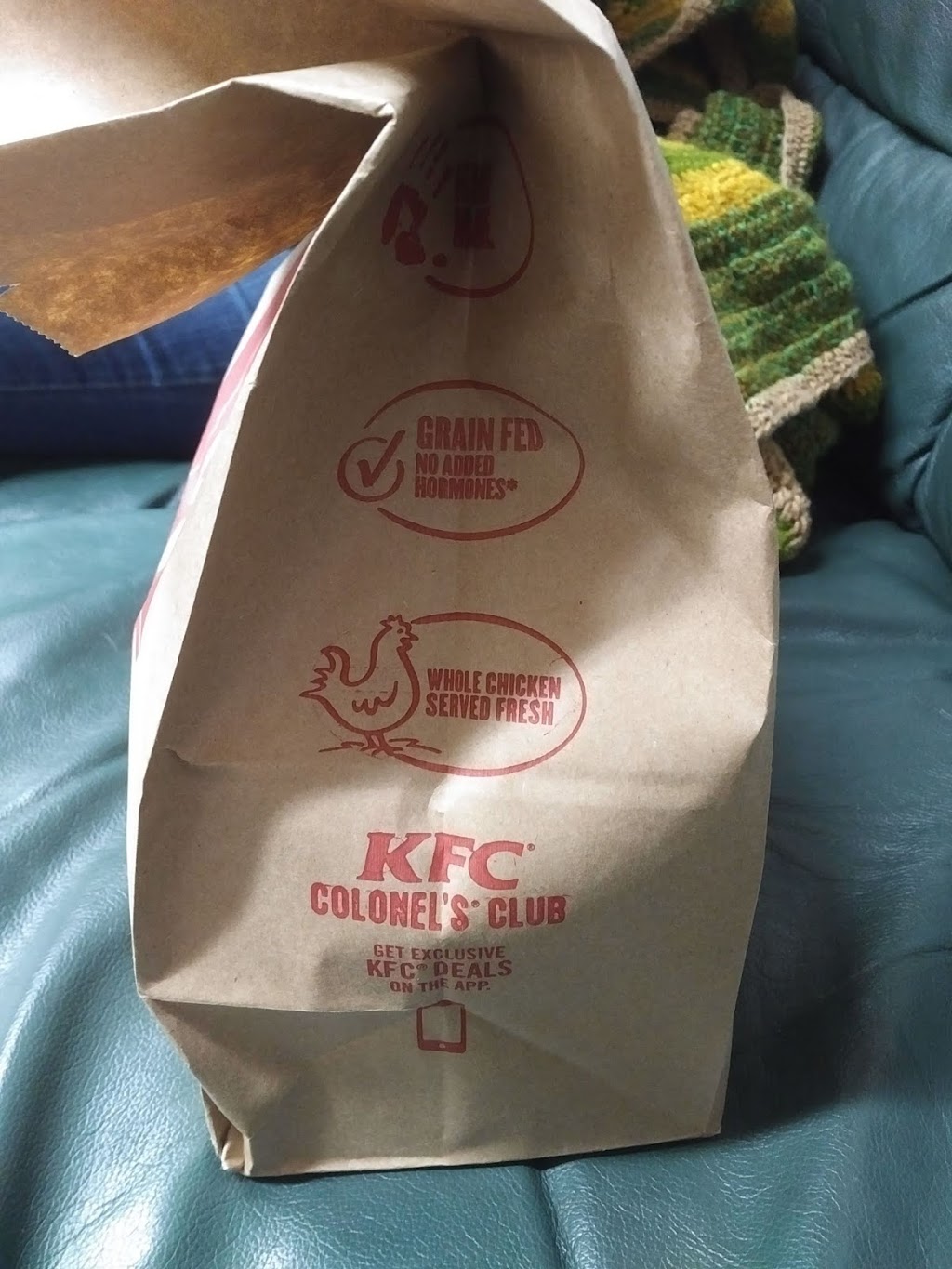 KFC | 1971 Finch Ave W, North York, ON M3N 2V3, Canada | Phone: (416) 745-5515