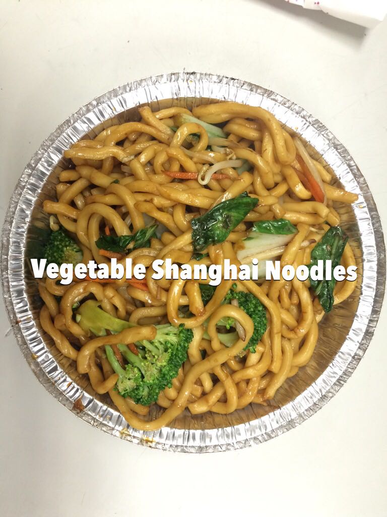 Wok-A-Way Chinese Food & Wings | 2458 Dundas St W #18, Mississauga, ON L5K 1R8, Canada | Phone: (905) 820-3838