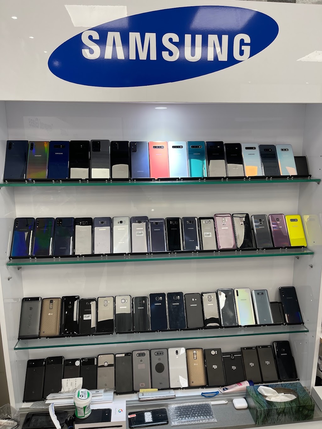 Cellularzz | 6464 Yonge St, North York, ON M2M 3X4, Canada | Phone: (416) 850-8925
