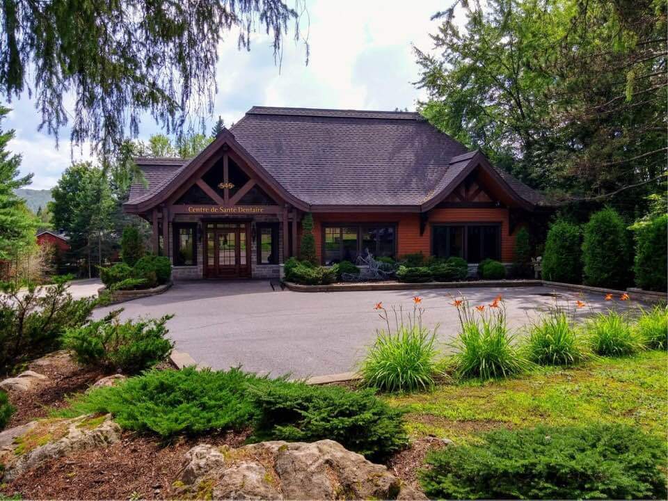Mont Tremblant Dental Health Center | 545 Rue de Saint Jovite, Mont-Tremblant, QC J8E 1A1, Canada | Phone: (819) 425-2763