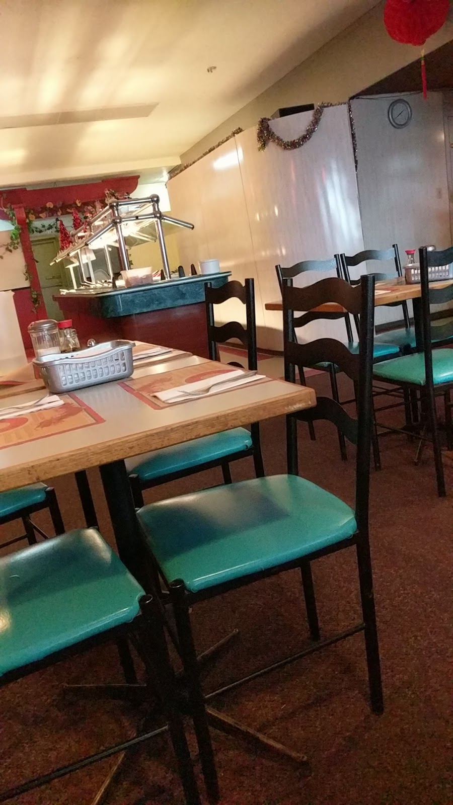 Canton Restaurant | 17477 Old Highway 2 W, Trenton, ON K8V 5P7, Canada | Phone: (613) 394-2919