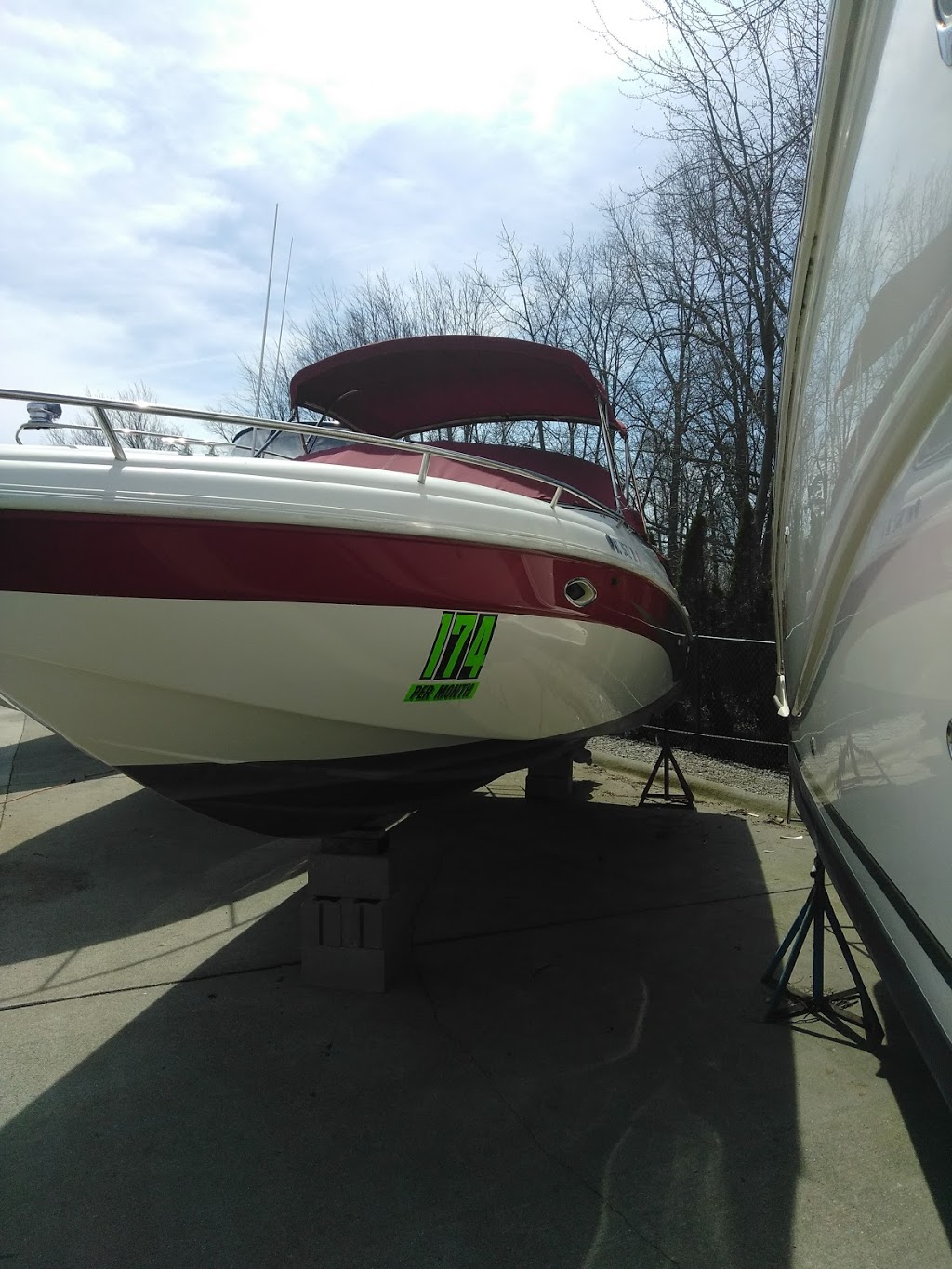 Hideaway Harbor Marina | 36290 Jefferson Ave, Harrison Charter Township, MI 48045, USA | Phone: (586) 465-4910