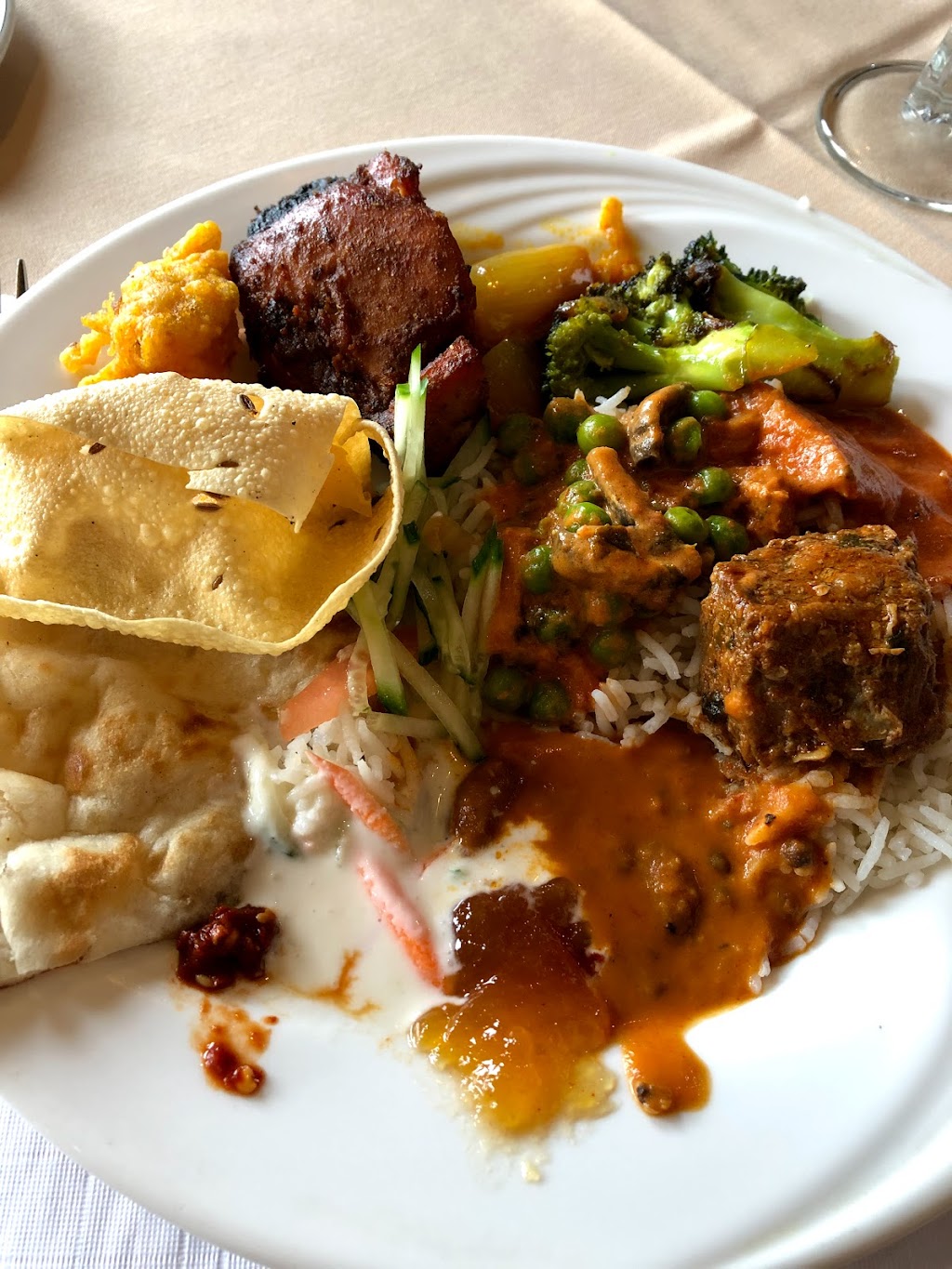 Taj-Mahal | 925 Bank St, Ottawa, ON K1S 3W5, Canada | Phone: (613) 234-1280