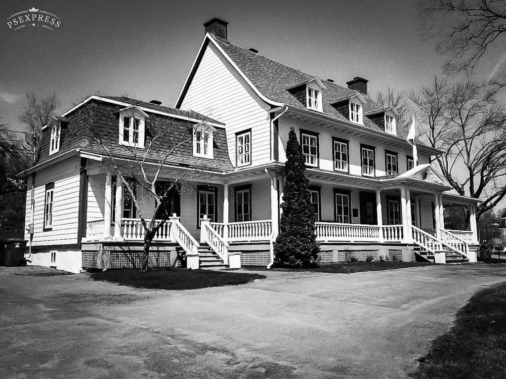 Vieux Presbytère Neuville | 716 Rue des Erables, Neuville, QC G0A 2R0, Canada | Phone: (418) 876-4639