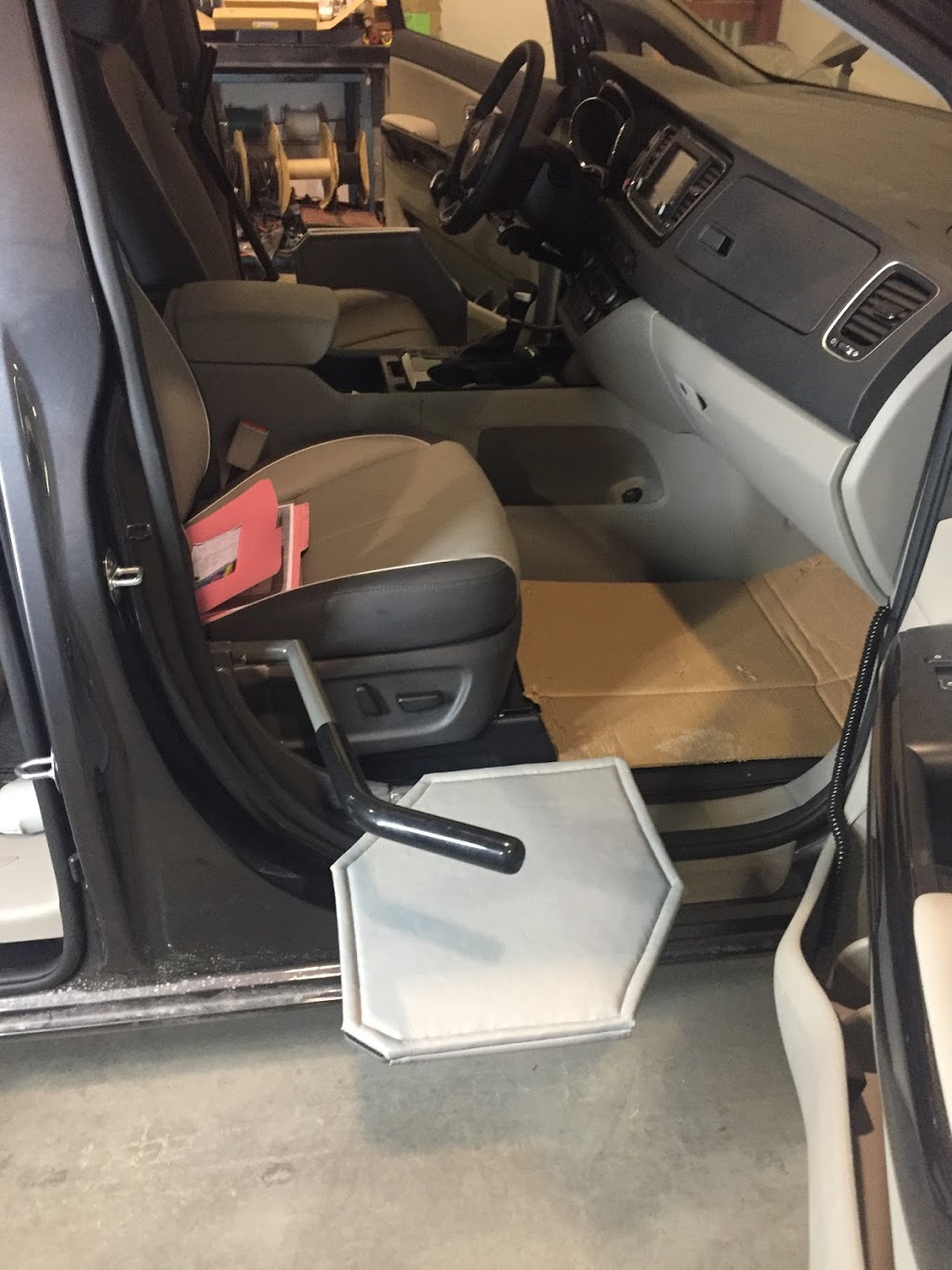 Eureka Solutions | 5018 Boulevard Industriel, Sherbrooke, QC J1R 0P4, Canada | Phone: (866) 562-2555