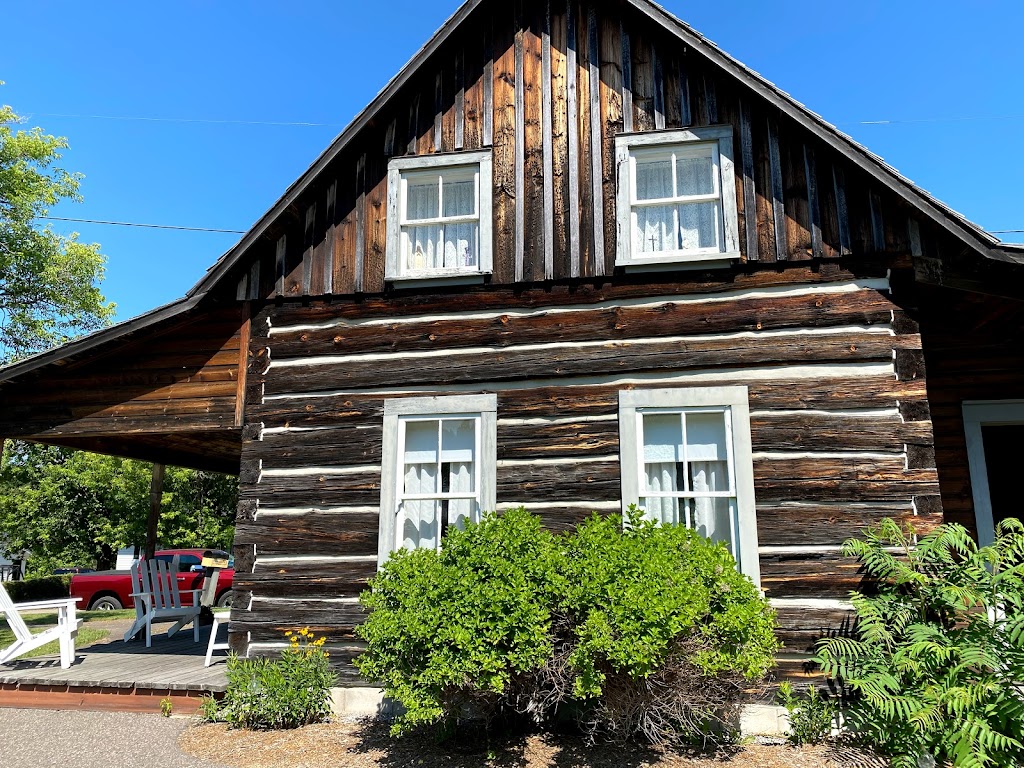 Wilno Tavern Restaurant | 17589 ON-60, Wilno, ON K0J 2N0, Canada | Phone: (613) 756-2029
