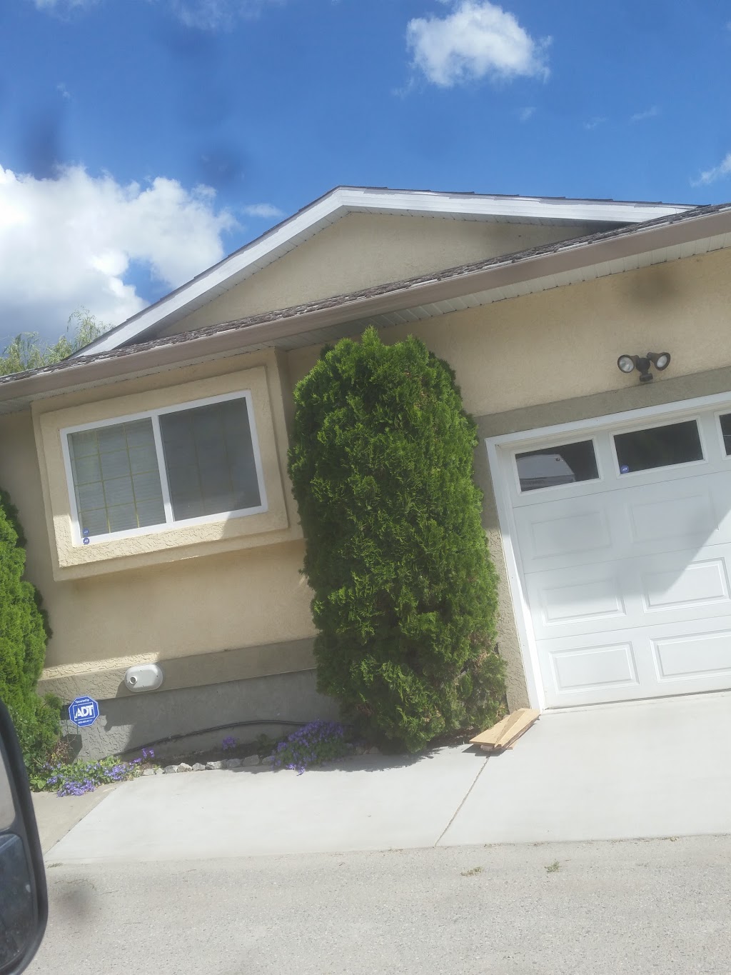 Turtle Lodges Resort LTD. | 7841 Okanagan Hwy, Kelowna, BC V4V 1E7, Canada | Phone: (778) 480-5588