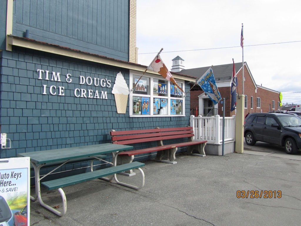 Pick & Shovel | 54 Coventry St, Newport, VT 05855, USA | Phone: (802) 334-8370