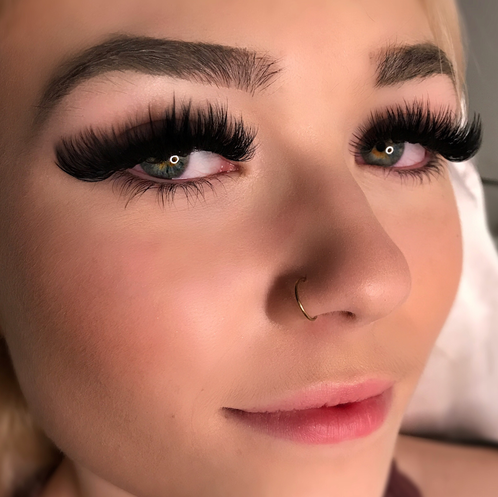 LashClout.co | 48 Clarington Blvd, Bowmanville, ON L1C 7E5, Canada | Phone: (289) 685-6879