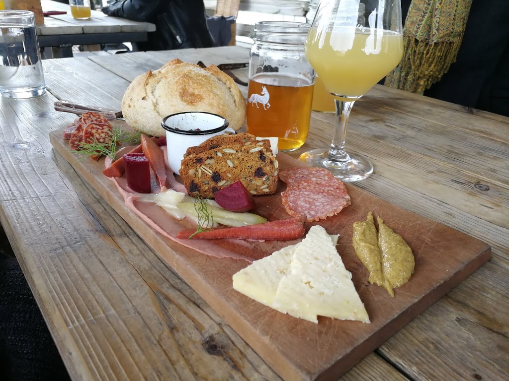 Field House Brewing Co. | 2281 W Railway St, Abbotsford, BC V2S 2E3, Canada | Phone: (604) 776-2739