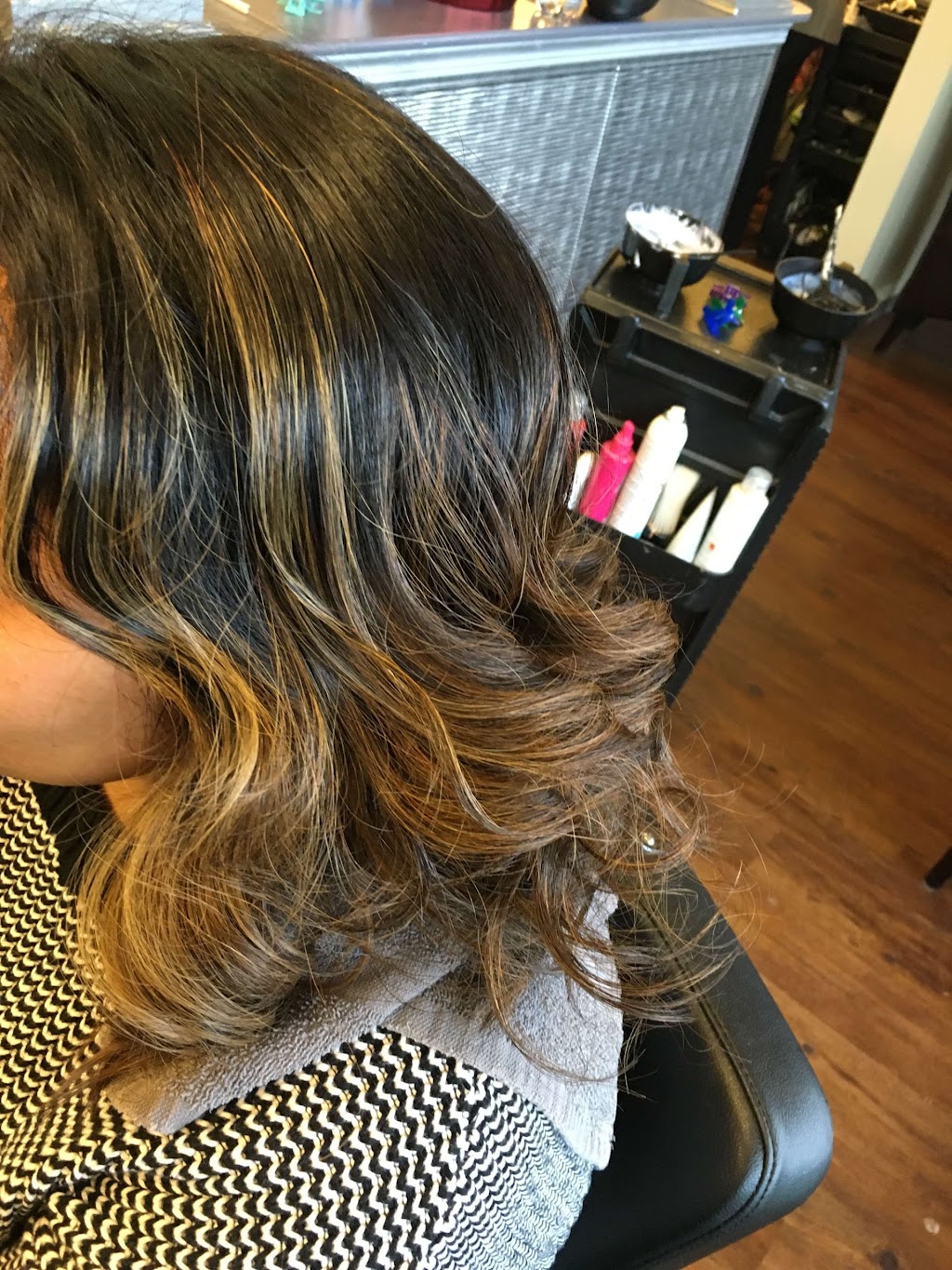 Sahar Hair Studio | 3949 Quadra St, Victoria, BC V8X 1J5, Canada | Phone: (250) 727-3432