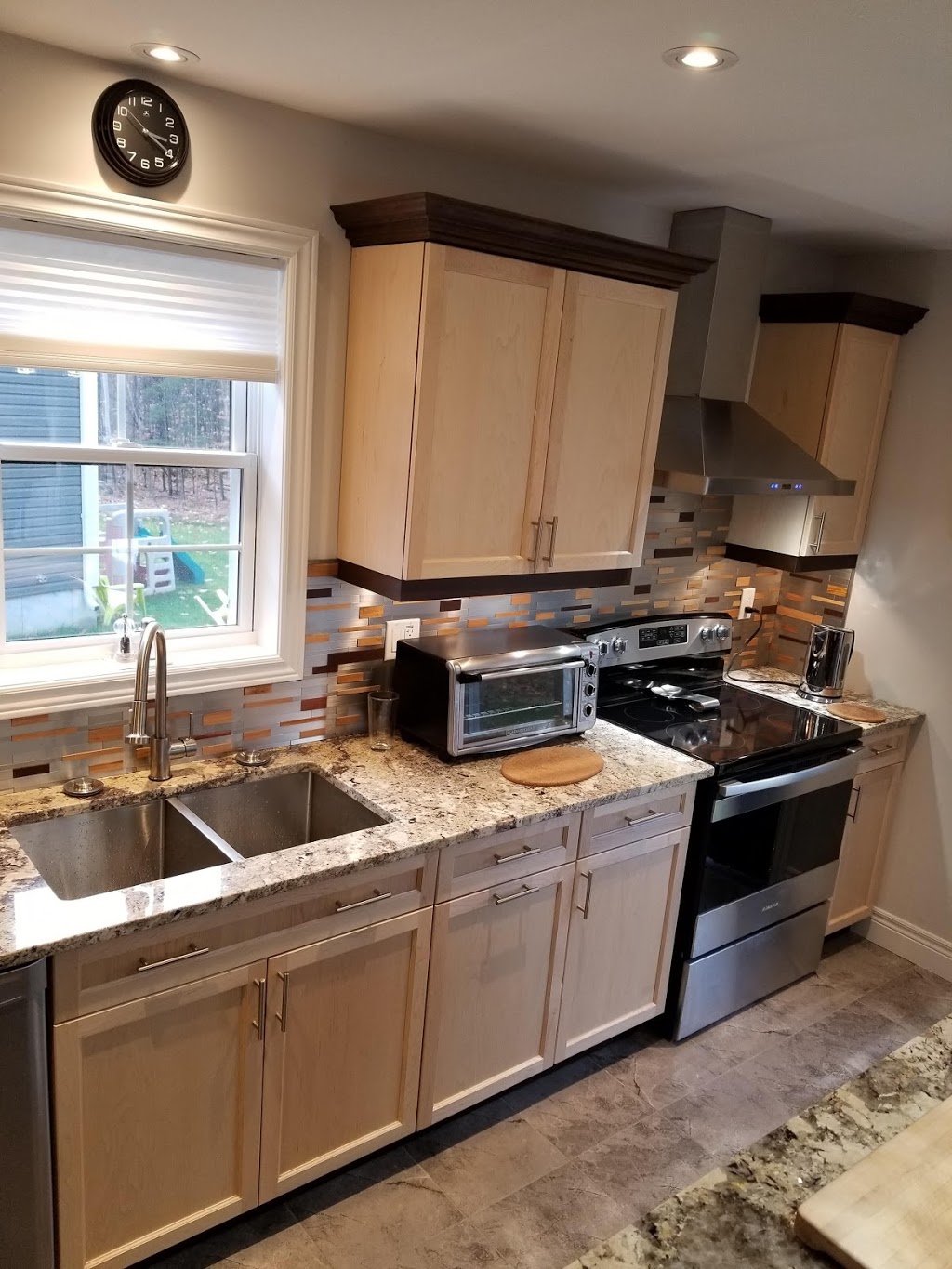 Discount Granite Plus | 756 Huronia Road #1, Barrie, ON L4N 6C6, Canada | Phone: (705) 481-1236