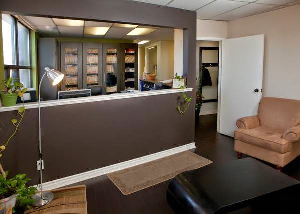 Erindale Village Dental | 3173 Erindale Station Rd, Mississauga, ON L5C 1Y5, Canada | Phone: (905) 270-4444