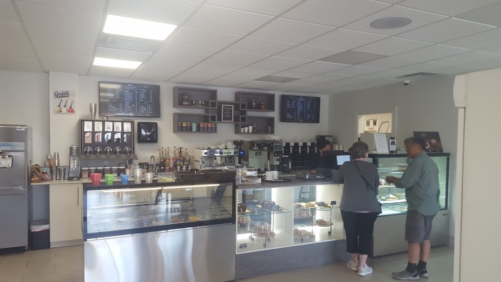 Café de Source | 4499 Boulevard des Sources, Roxboro, QC H8Y 3C1, Canada | Phone: (514) 624-4600