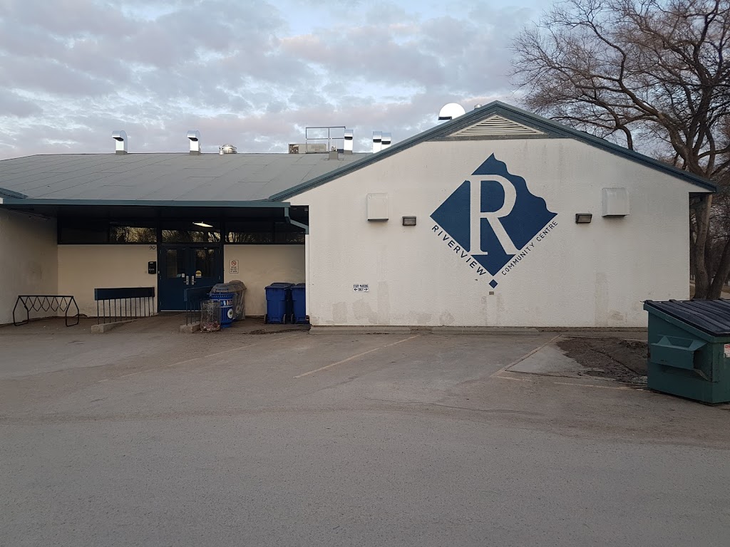Riverview Community Centre & Rink | 90 Ashland Ave, Winnipeg, MB R3L 1K6, Canada | Phone: (204) 452-9944
