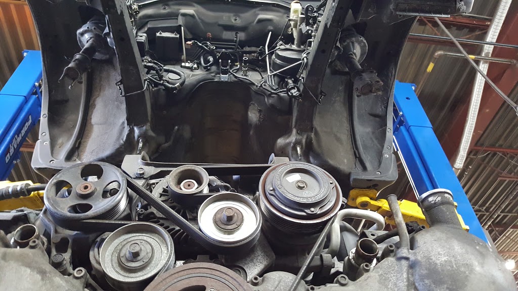 Auto Trust Centre | 5040 Maingate Dr #1, Mississauga, ON L4W 1X5, Canada | Phone: (905) 206-1276