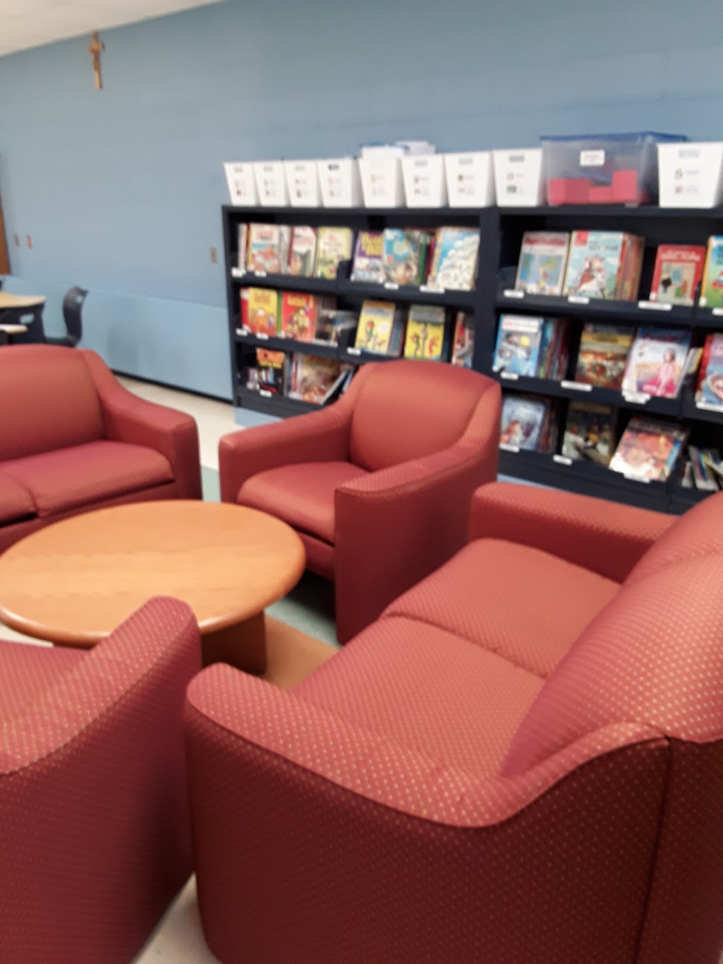 École élémentaire catholique Sainte-Marie | 2599 Innes Rd, Gloucester, ON K1B 3J8, Canada | Phone: (613) 745-2722