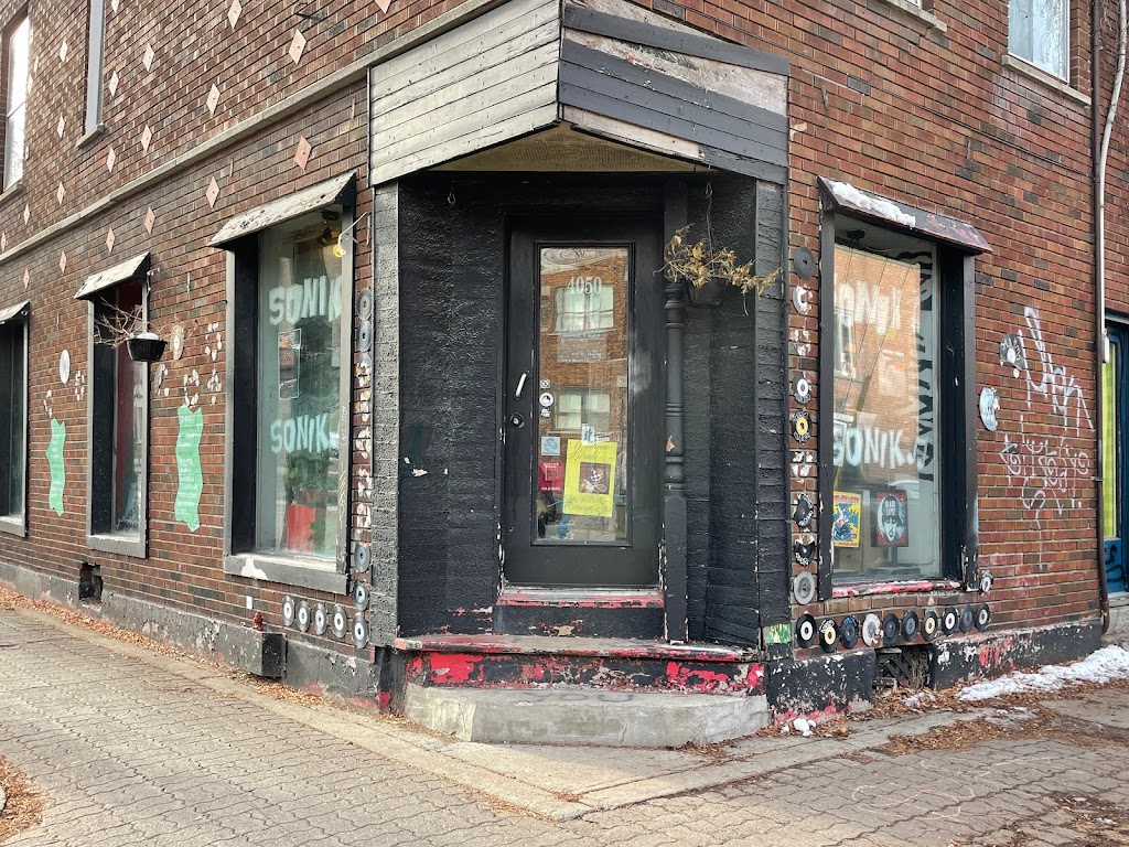 Musique-Disque Sonik | 4050 Rue Berri, Montréal, QC H2L 4H3, Canada | Phone: (514) 288-2113