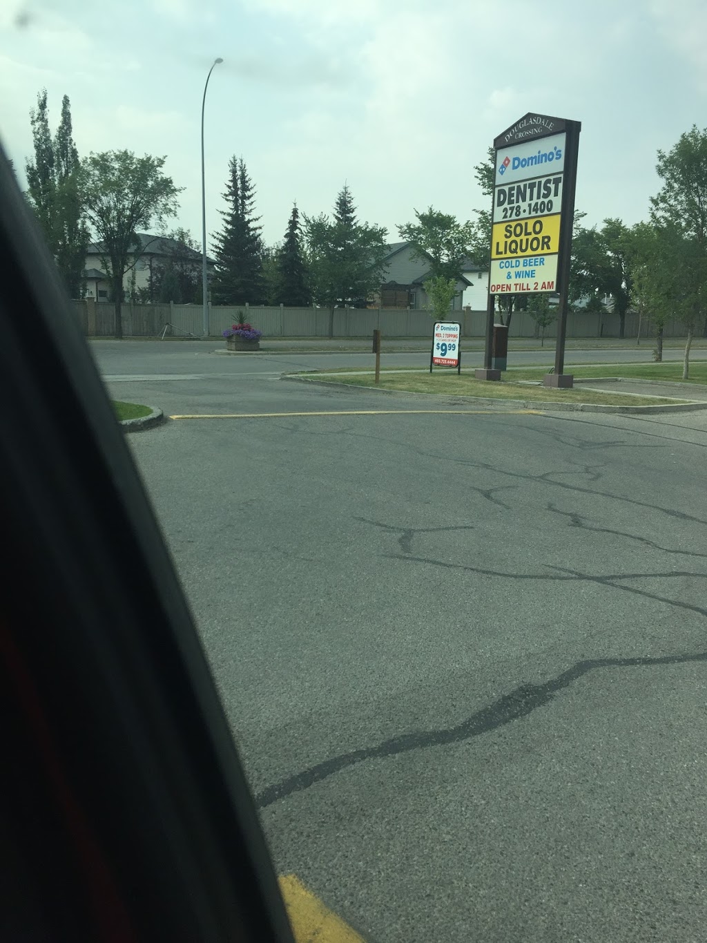 Dominos | 3457 Douglasdale Blvd SE Unit #3, Calgary, AB T2Z 4J1, Canada | Phone: (403) 723-4444