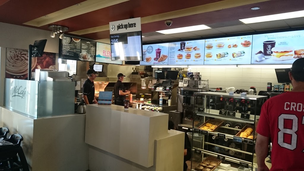 McDonalds | 372 Stone Rd W, Guelph, ON N1G 4T8, Canada | Phone: (519) 763-8842