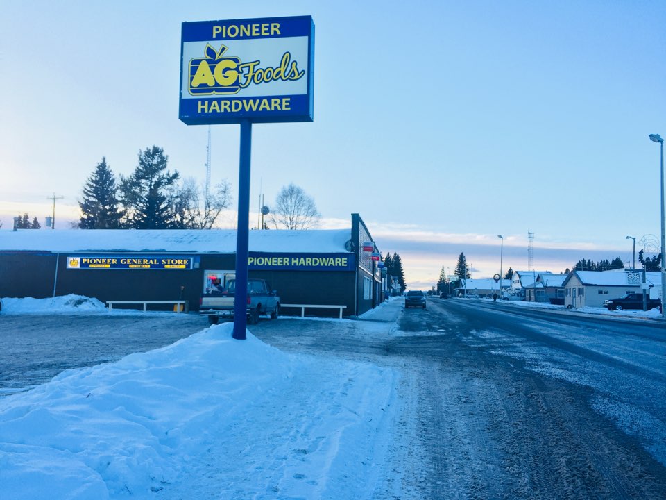 Pioneer General Store | 5007 50 Ave, Caroline, AB T0M 0M0, Canada | Phone: (403) 722-3755