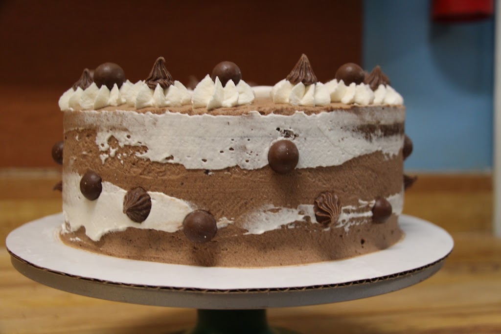 Sweet Home Bakery | 7930 Bowness Rd NW, Calgary, AB T3B 0H2, Canada | Phone: (403) 288-5252