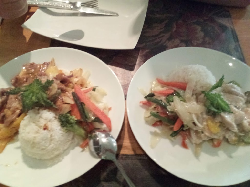 Asian Bistro | 646 Principale St, Casselman, ON K0A 1M0, Canada | Phone: (613) 764-2999