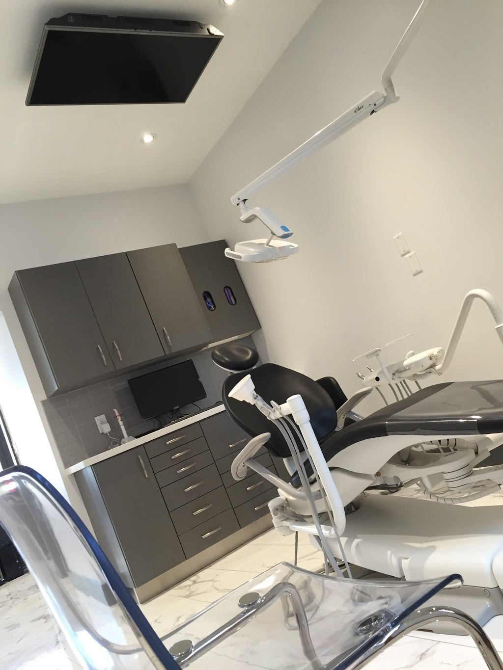 mimico dental hygiene | 211 Royal York Rd, Etobicoke, ON M8V 2V5, Canada | Phone: (416) 792-9000