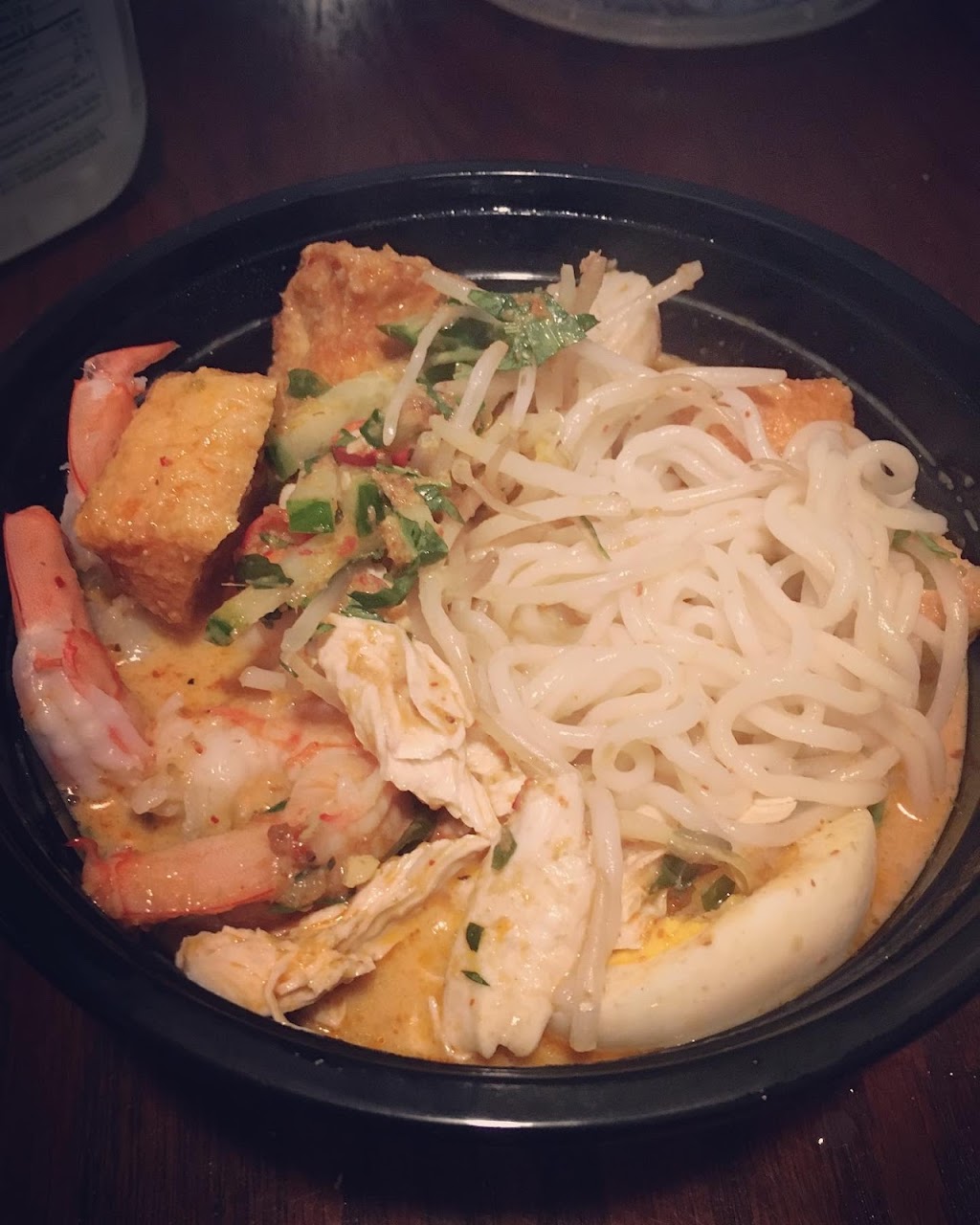 Mimis Asian Gourmet | 971 King St E, Hamilton, ON L8M 1C3, Canada | Phone: (905) 312-9888