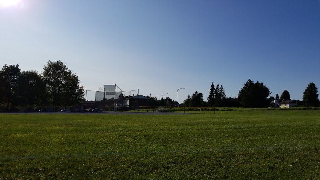 Neil Nesbitt Park Baseball Diamond | Neill Nesbitt Park, Ottawa, ON K2J, Canada | Phone: (613) 580-2400