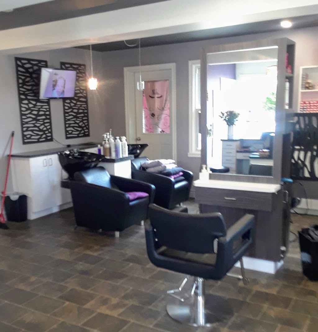 Inspiration coiffure | 518 Rue Charbonneau, Mont-Tremblant, QC J8E 3H4, Canada | Phone: (819) 717-3439