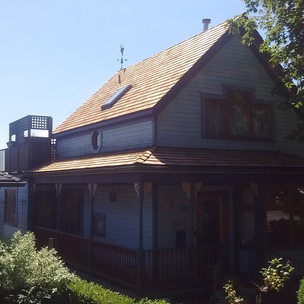 Oliver Roofing | 5480 52 Ave, Delta, BC V4K 2C5, Canada | Phone: (604) 376-7378