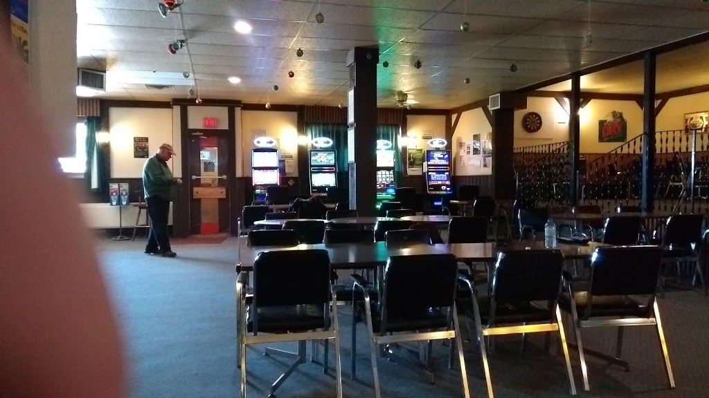 Torrington Hotel | 102 1 Ave, Torrington, AB T0M 2B0, Canada | Phone: (403) 631-3886
