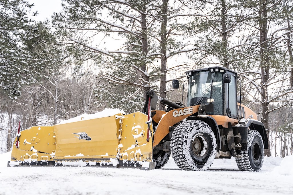 Jsr Paysagiste Inc | 337 Rue du Ruisseau-Rouge, Magog, QC J1X 1A2, Canada | Phone: (819) 349-7775